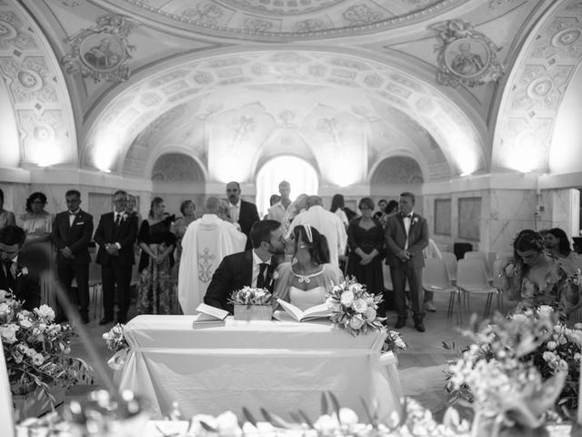 Il matrimonio di Ilaria e Michael a Monte San Pietrangeli, Fermo 73