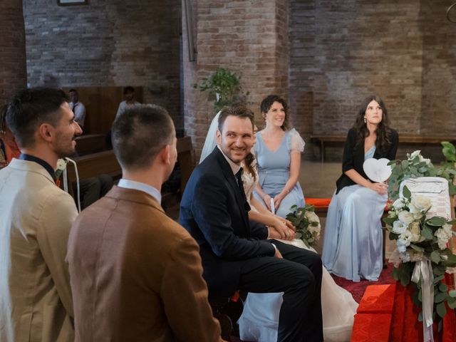 Il matrimonio di Mirco e Silvia a Faenza, Ravenna 20