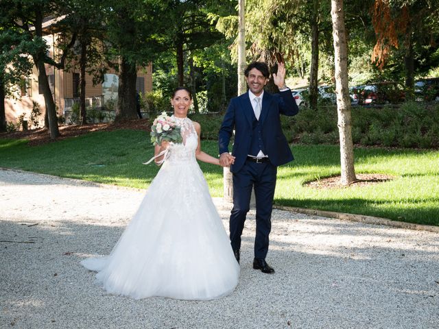 Il matrimonio di Piero e Fiammetta a Monforte d&apos;Alba, Cuneo 26