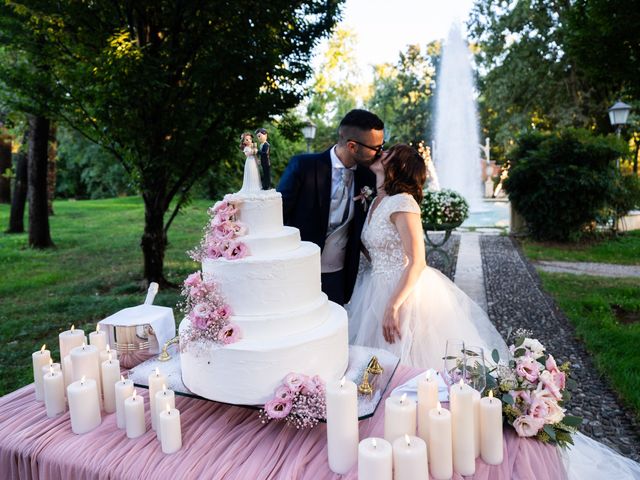 Il matrimonio di Massimiliano e Naila a Montichiari, Brescia 8