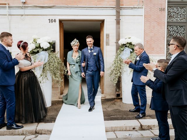 Il matrimonio di GIUSEPPE e TERRY a Torremaggiore, Foggia 9