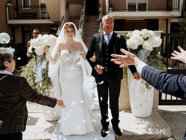 Il matrimonio di GIUSEPPE e TERRY a Torremaggiore, Foggia 22