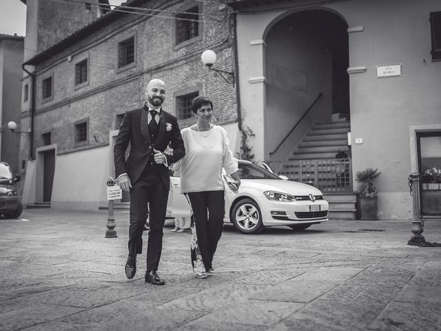 Il matrimonio di Luigi e Eva a Santa Maria a Monte, Pisa 8