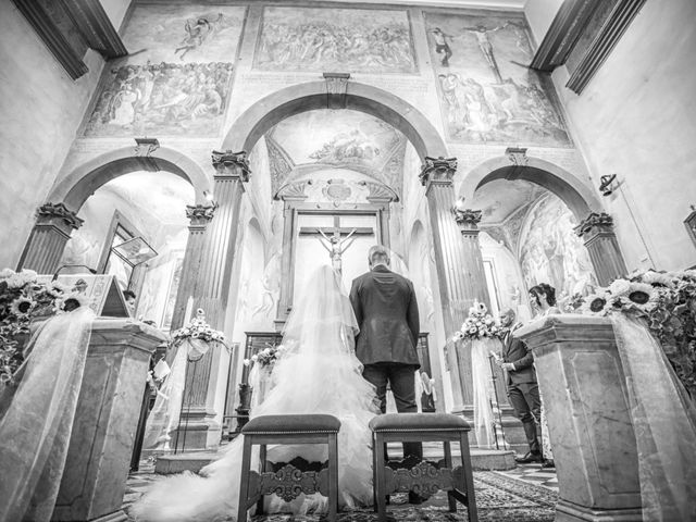 Il matrimonio di Luigi e Eva a Santa Maria a Monte, Pisa 14