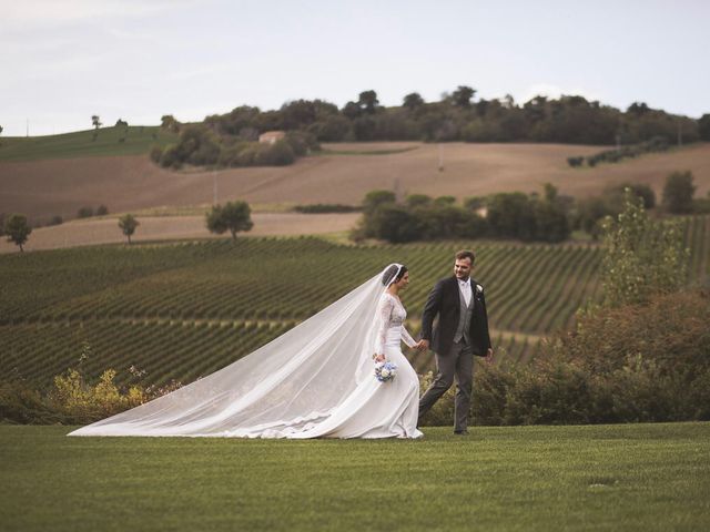 Il matrimonio di Martina  e Niki a Montegiorgio, Fermo 10