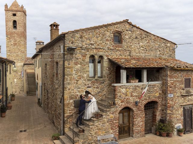Il matrimonio di Giulia e Gabriele a Montepescali , Grosseto 1