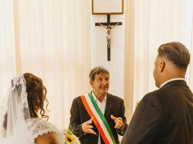Il matrimonio di Gianfranco e Desirè a Sogliano Cavour, Lecce 31