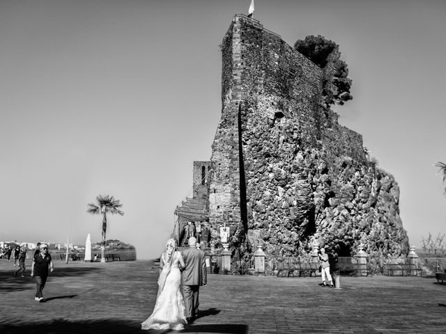 Il matrimonio di Franco e Muge a Aci Castello, Catania 28
