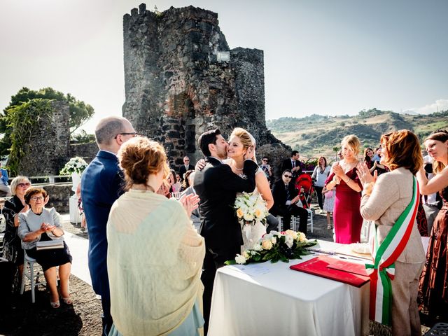 Il matrimonio di Franco e Muge a Aci Castello, Catania 33