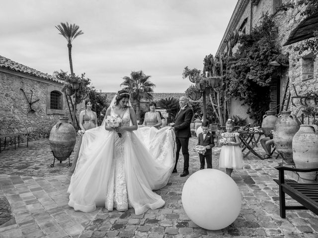 Il matrimonio di Erika e Francesco a Vittoria, Ragusa 17