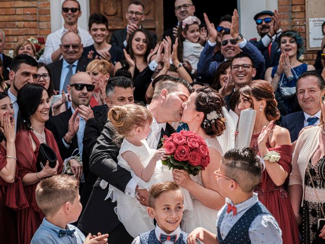 Il matrimonio di Fabio e Edwige a Loreto Aprutino, Pescara 34