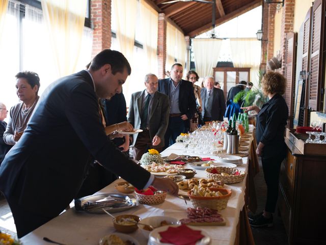 Il matrimonio di Simone e Clara a Mortara, Pavia 27