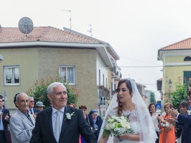 Il matrimonio di Luca e Silvia a Lonate Pozzolo, Varese 7