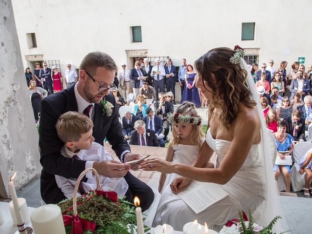 Il matrimonio di William e Manuela a Finale Ligure, Savona 24