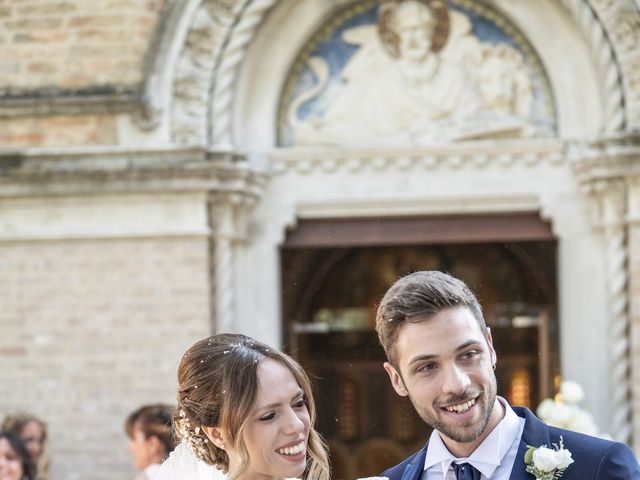 Il matrimonio di Sofia e Lorenzo a Fermo, Fermo 20