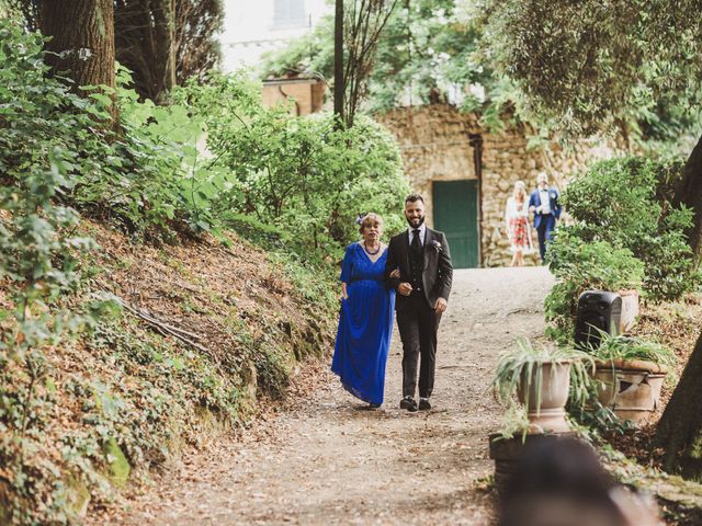 Il matrimonio di Nicholas e Lorenzo a Borgo San Lorenzo, Firenze 56