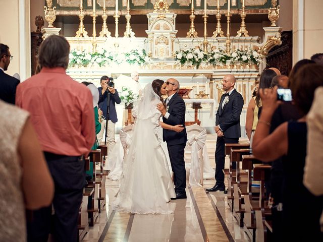 Il matrimonio di Davide e Antonella a Brindisi, Brindisi 20