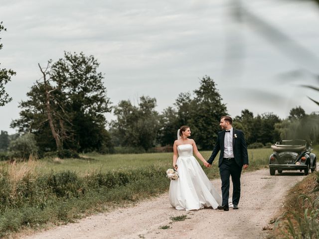 Il matrimonio di Daniele e Arianna a Robecco sul Naviglio, Milano 1