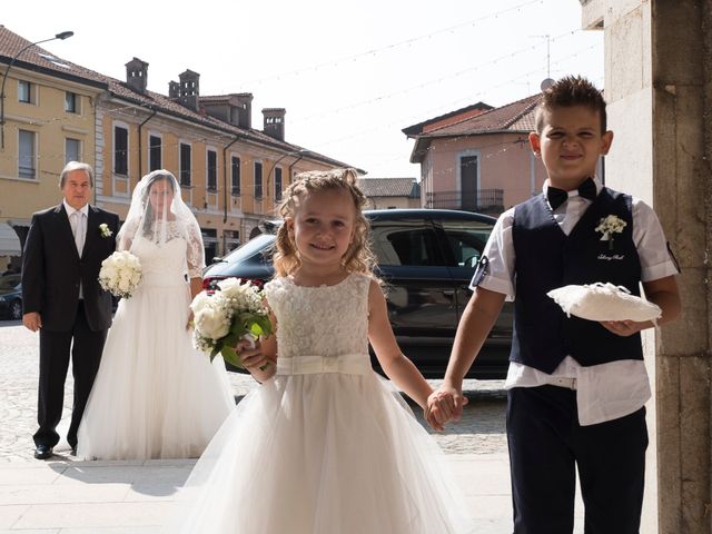 Il matrimonio di Antonio e Laura a Inveruno, Milano 13