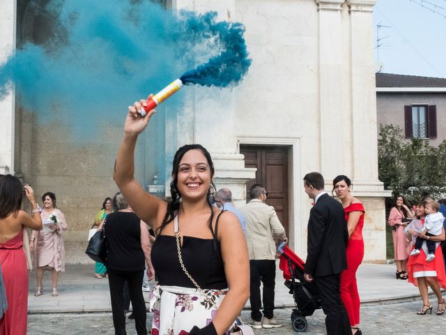 Il matrimonio di Antonio e Laura a Inveruno, Milano 16