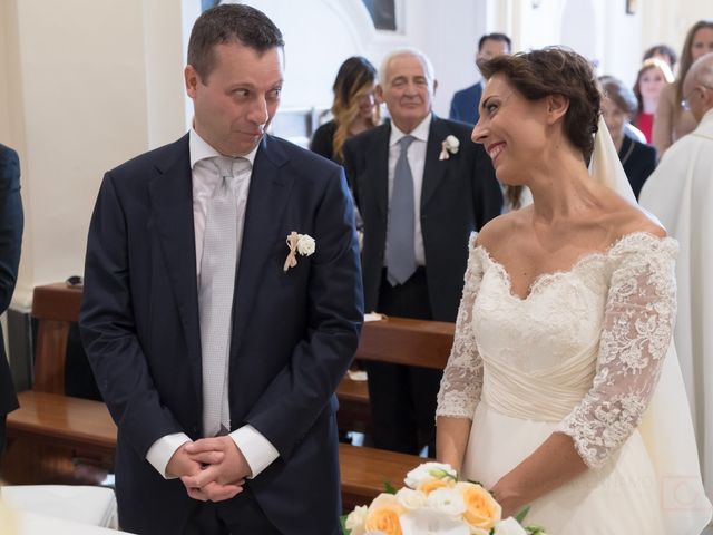 Il matrimonio di Dario e Dèsirée a Napoli, Napoli 10