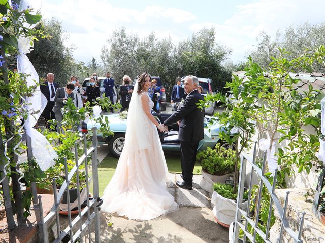 Il matrimonio di Sorin e Benedetta a San Gemini, Terni 17