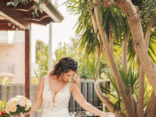 Il matrimonio di Marco e Claudia a Castellana Grotte, Bari 25