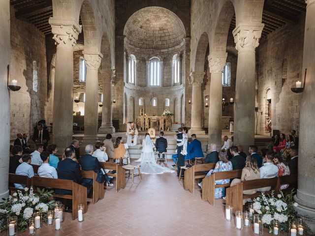 Il matrimonio di Simone e Carolina a Arezzo, Arezzo 32