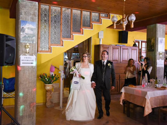 Il matrimonio di Elisa e Massimo a Castelli, Teramo 15