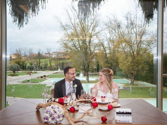 Il matrimonio di Raffaele  e Maria Rosaria  a Mirabella Eclano, Avellino 17