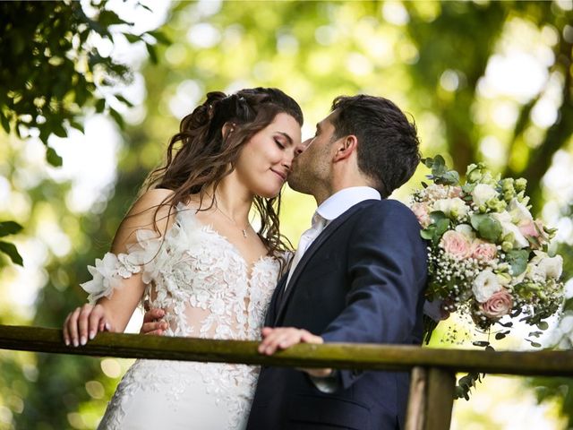 Il matrimonio di Laura e Luca a Bologna, Bologna 1