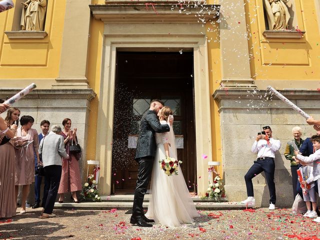 Il matrimonio di Vanessa e Gabriele a Venegono Inferiore, Varese 25