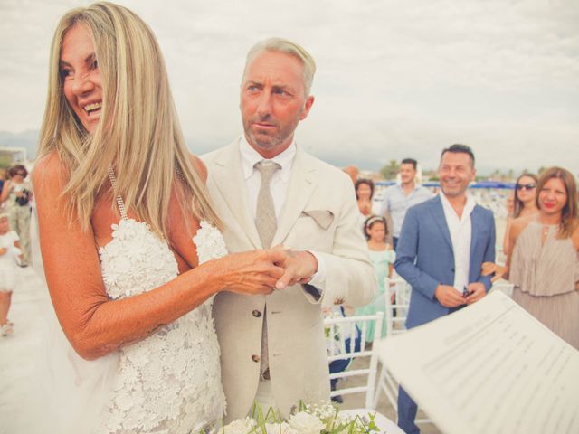 Il matrimonio di Gianluca e Silvia a Massa, Massa Carrara 29