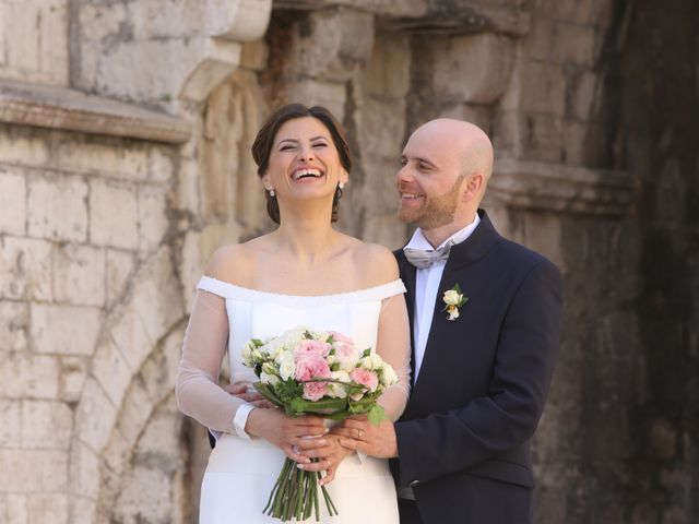 Il matrimonio di Nicola e Laura a Trani, Bari 10