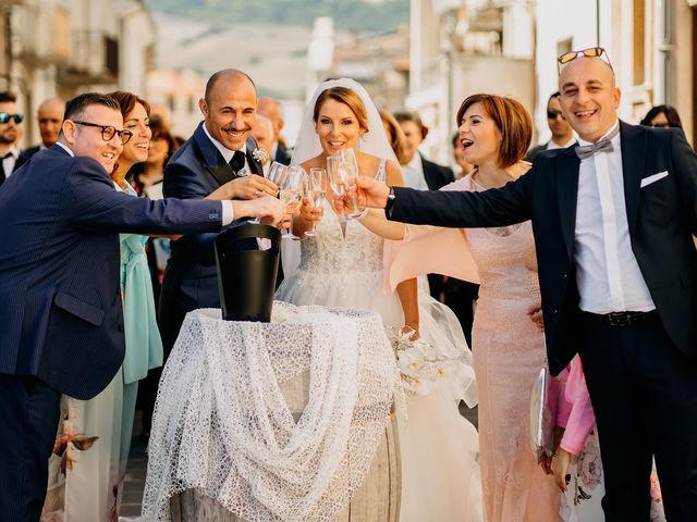 Il matrimonio di Alberto e Giusy a Pietramontecorvino, Foggia 30