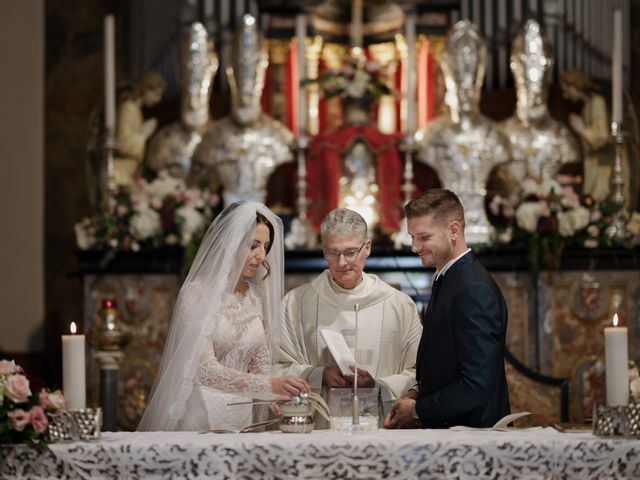 Il matrimonio di Davide e Meri a Lesmo, Monza e Brianza 23