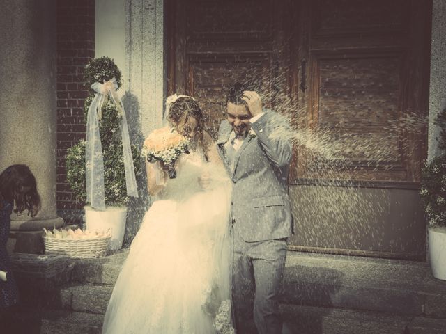 Il matrimonio di Veronica e Davide a Solaro, Milano 32