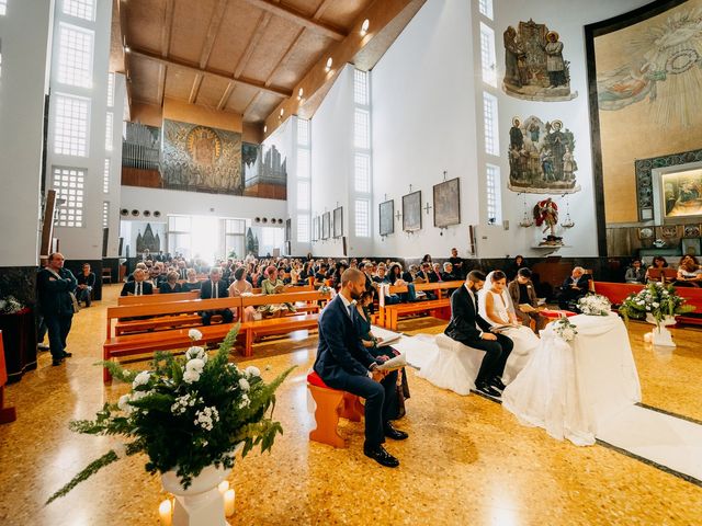 Il matrimonio di Mario e Maria Chiara a Foggia, Foggia 30