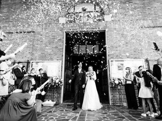Il matrimonio di Simone e Raffaella a Carugo, Como 54