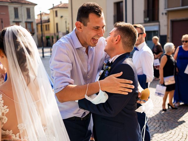 Il matrimonio di Emanuele e Monica a Varedo, Monza e Brianza 33