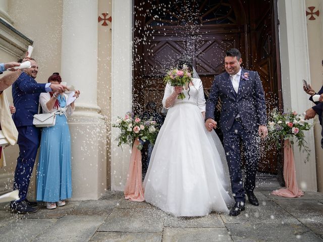 Il matrimonio di Simone e Lisa a Dorno, Pavia 30