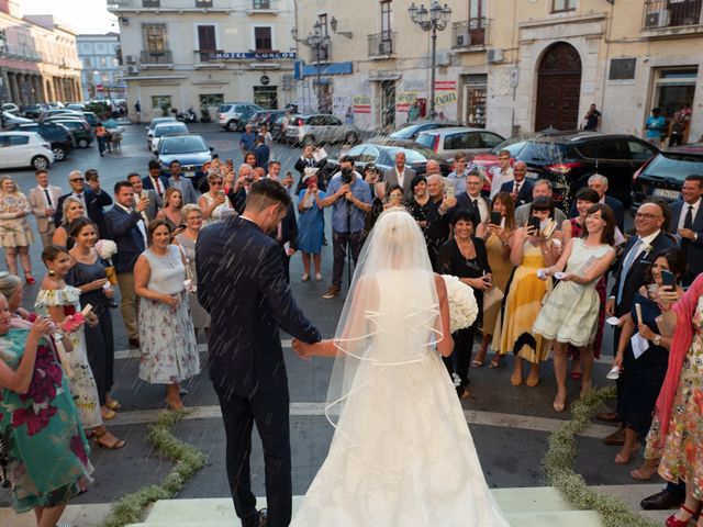 Il matrimonio di Francesco e Beky a Crotone, Crotone 14