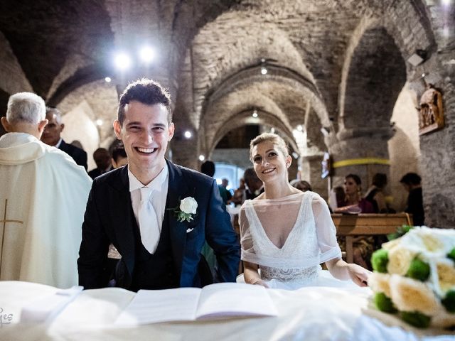 Il matrimonio di Matteo  e Milena  a Montecosaro, Macerata 24