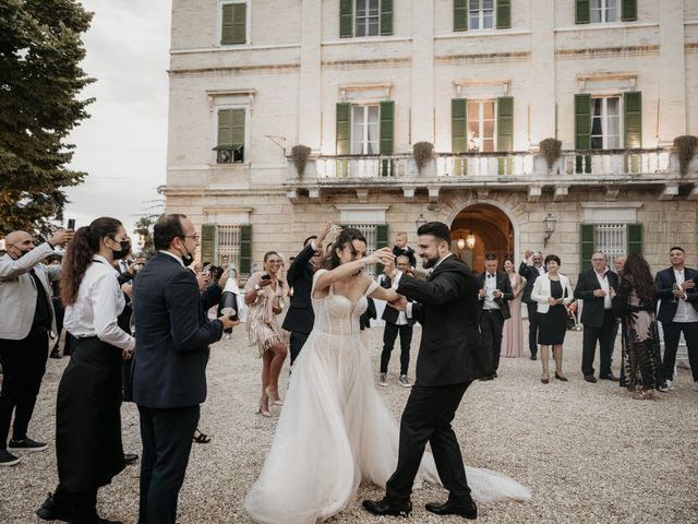 Il matrimonio di Massimo e Lisa a Cupra Marittima, Ascoli Piceno 28