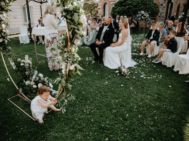 Il matrimonio di Riccardo e Katharina a Erba, Como 37