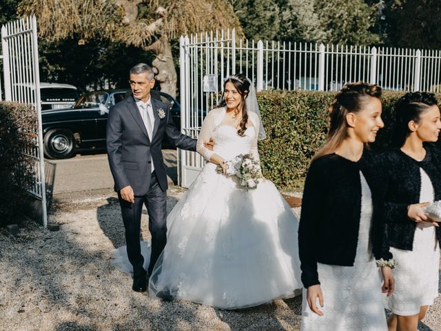 Il matrimonio di Michael e Veronica a Manoppello, Pescara 25