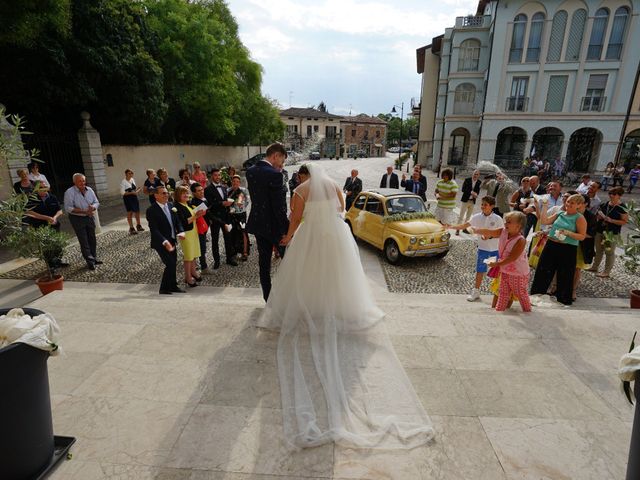 Il matrimonio di Luca e Camilla a Montirone, Brescia 21