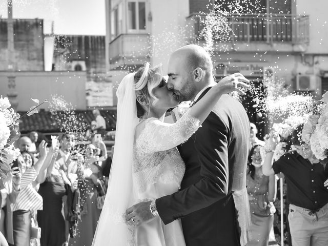 Il matrimonio di Mariarosaria e Fabio a Torre Annunziata, Napoli 17