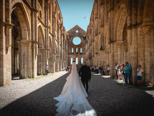 Il matrimonio di Davide Maria e Benedetta  a Chiusdino, Siena 20