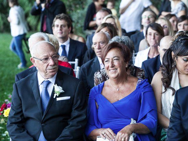 Il matrimonio di Giuseppe e Sara a Torre del Lago, Lucca 27